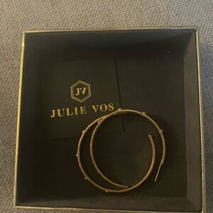 Julie Vos hoops